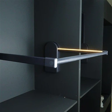 Električna vješalica za podizanje ormara za pohranu odjeće